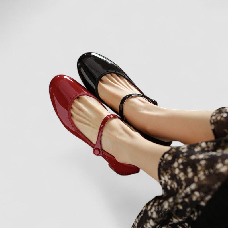 Women's Patent Block Heel Mary Jane Shoes with Strap and Round-Toe - Maisie London