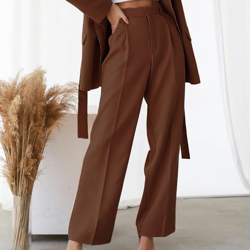 Women's High-Waisted Wide-Leg Trousers with Pleat Front and Pockets - Maisie London